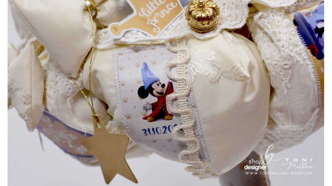 Lumanare botez Mickey Mouse personalizata grafic si inspirata din lumea Disney cu note roiale The King 6